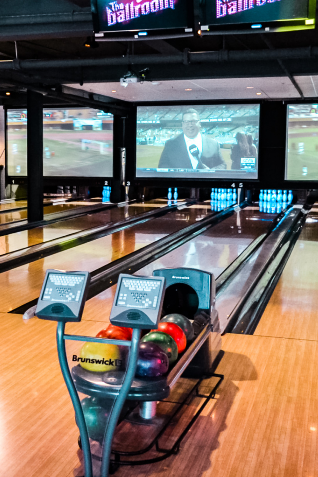 Best Activity Bars In Toronto - Bucket Listers