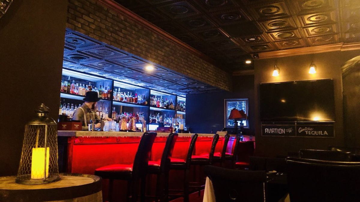 18 Best Speakeasy Bars Across America  Speakeasy bar, Speakeasy decor,  Luxury restaurant