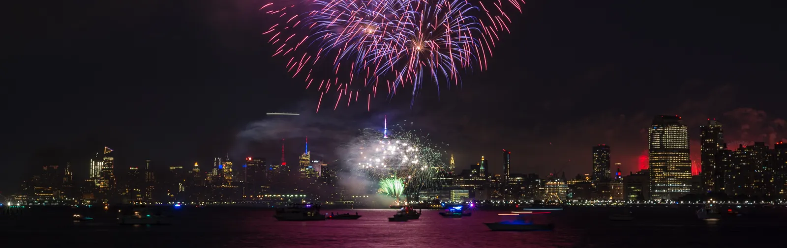 Macy’s July 4th Fireworks Will Light Up Both the Hudson and East Rivers ...